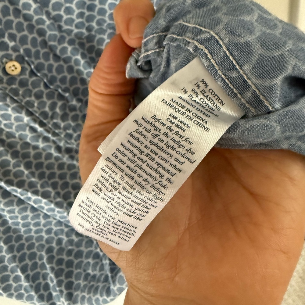 Faherty Blue and White Patterned Button Down Shirt - image 4